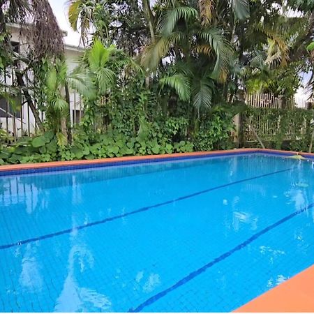 Family Retreat In Suva, Swimming Pool, Free Wifi & Parkingアパートメント エクステリア 写真
